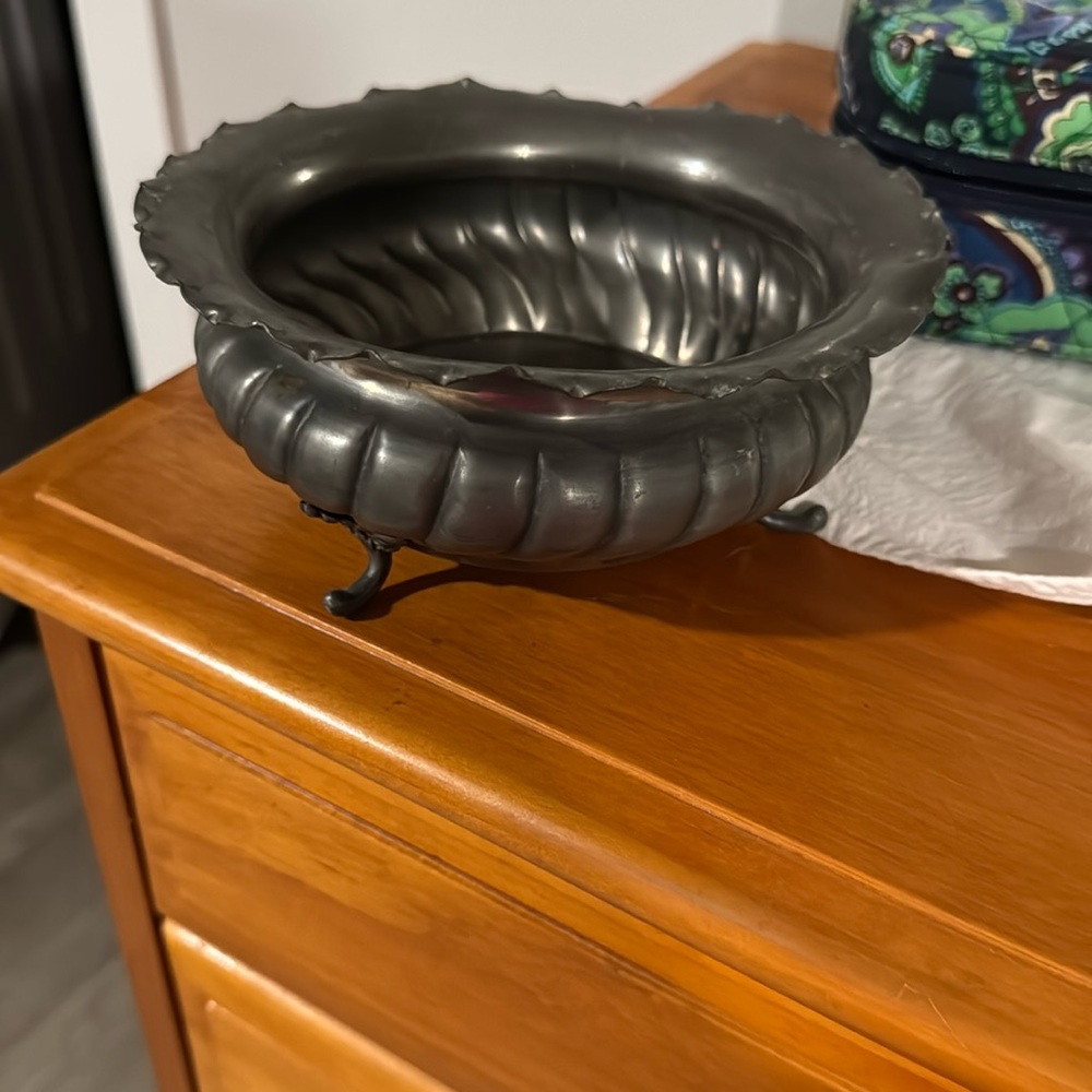 Peltro Italy bowl